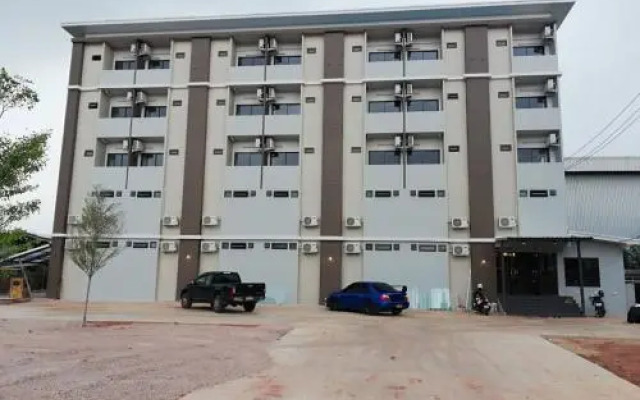 Sands Place Apartment and Hotel