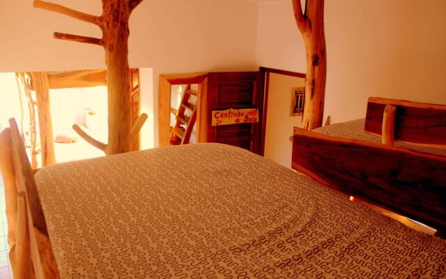 Almagreira Surf Hostel