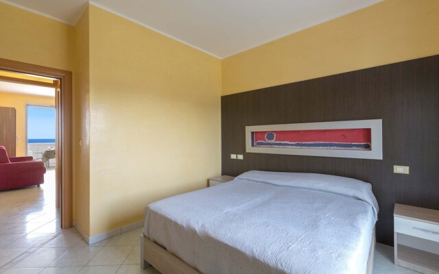 2830 Residence Solaris - Bilo Superior Fronte Mare by Barbarhouse