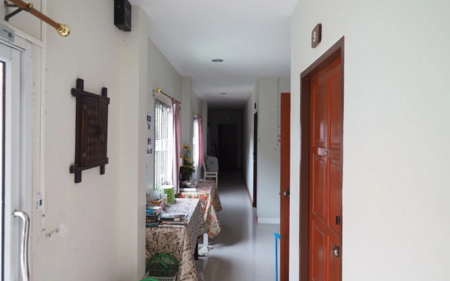 Sornwaree Apartment