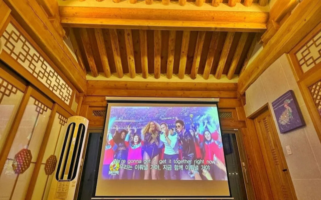 Jukrokjungsa hanokstay