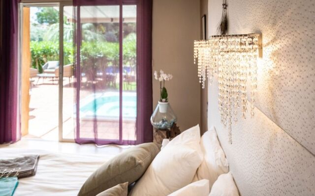 Villa Peacock
