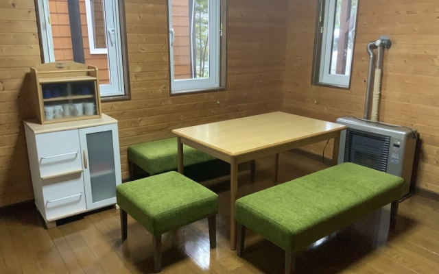 Ninjaart Furano Cottage – Guest Rooms – Furano