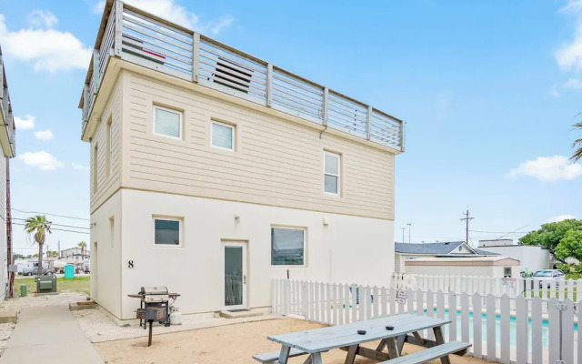 Ts310#4-above & Beyond