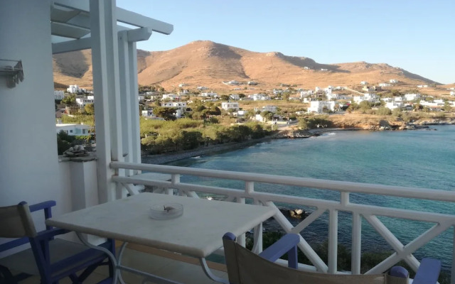 Ntafos Art Seaside Studios