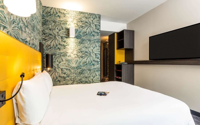 ibis Styles Puteaux Paris La Defense