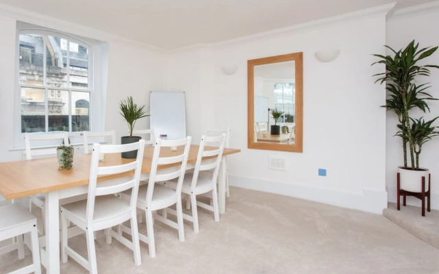 Modern 2 Bedroom Apartment in the Heart of London