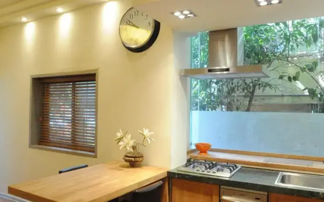 Ziv Apartments - Shtand 19