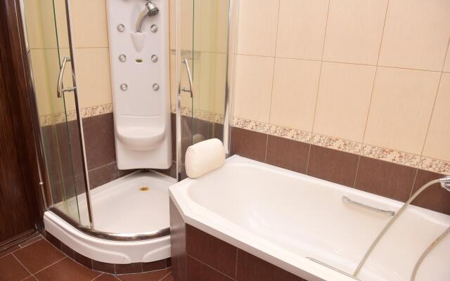 SutkiVIP (СуткиВИП) на улице Володарского