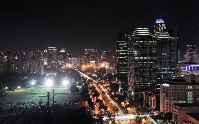 HARRIS Suites fX Sudirman