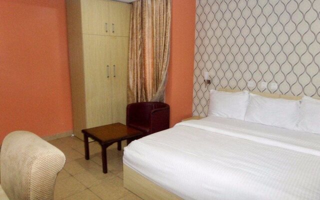 Siman Suites