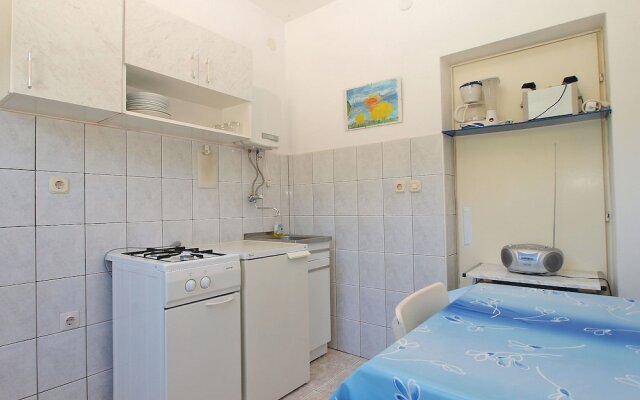 Apartment 1095
