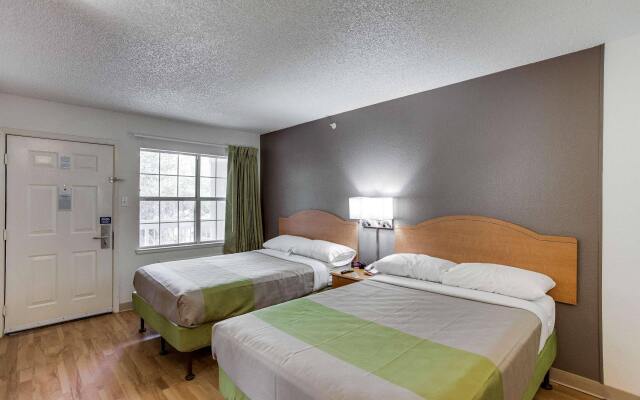 Sonesta Simply Suites Houston W Beltway