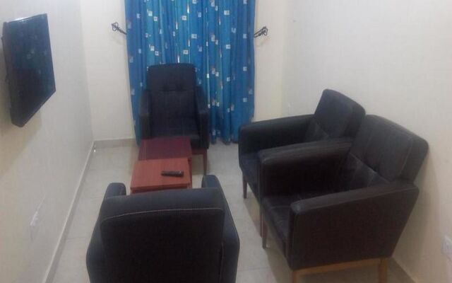 Hymax Grace Hotel and Suites