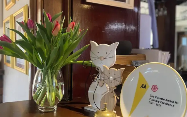 THE Gordon Arms Restaurant With Rooms