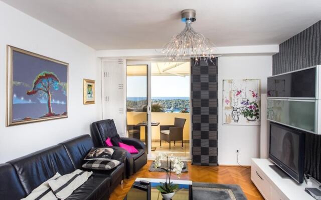 Sea View Apartments - Leo