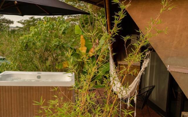 Tava Glamping Lago