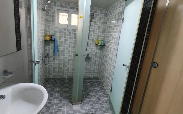 Popcorn Hostel Nampodong