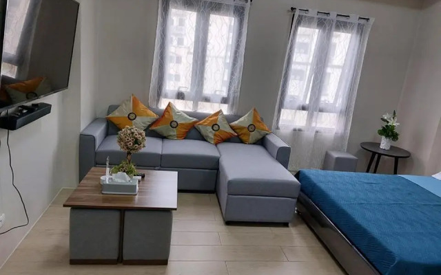 NAIA Terminal, Newport, Pasay, 5-star Condo