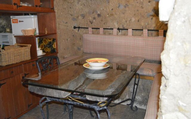 Casa Cueva Las Margaritas