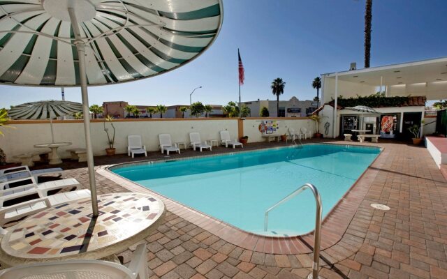 Americas Best Value Inn Loma Lodge