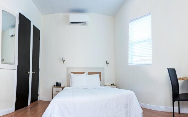 Caribbean Resort Suites