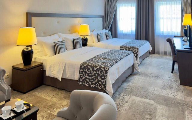 Metropolitan Boutique Hotel