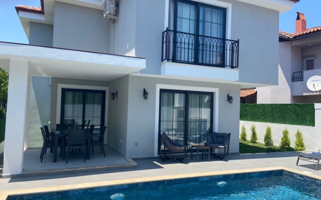 Charming 3-bed Villa Meysen