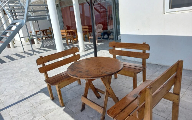 The Container Hotel And Restoran