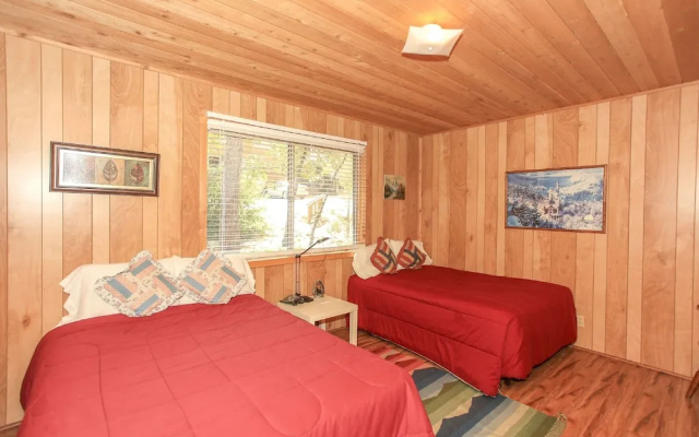 Grannys Love Shack by Big Bear Cool Cabins