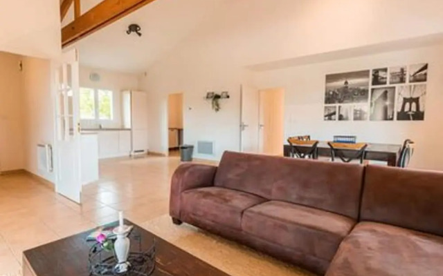 Spacious and Modern Villa With Large Garden and BBQ Area