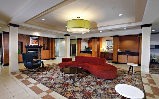 Fairfield Inn & Suites Sudbury