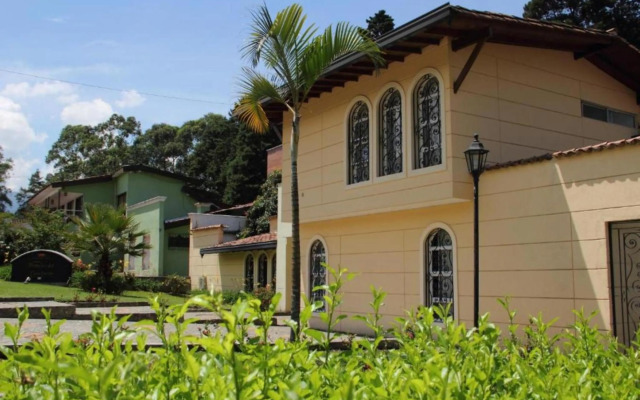 Hotel Portales Del Campestre