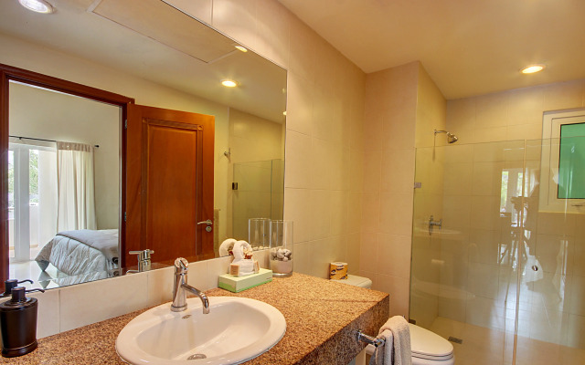 Riviera Maya Suites