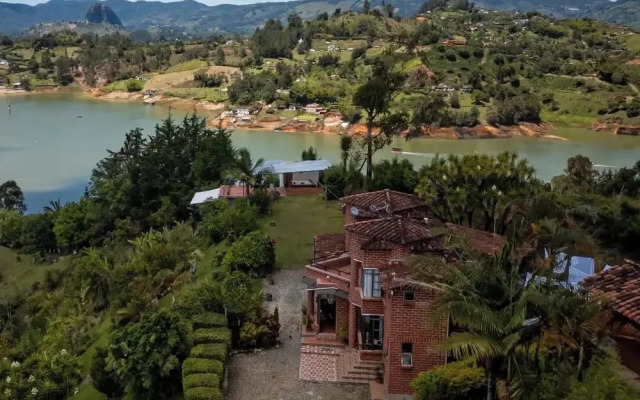 Suite Gold Rocks Glamping