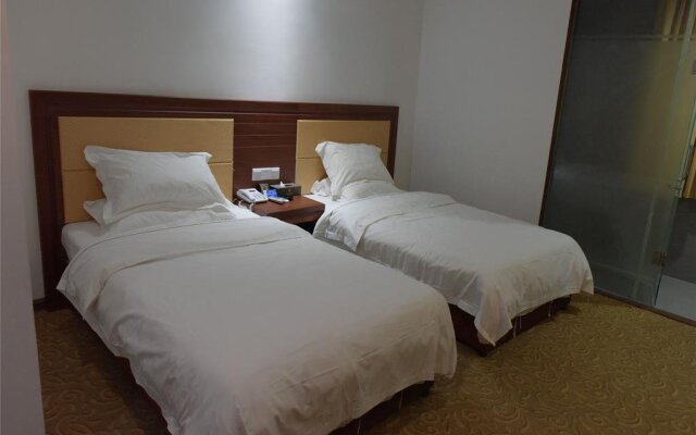 Jun Hotel Guangdong Zhanjiang Suixi County Quanfeng Square