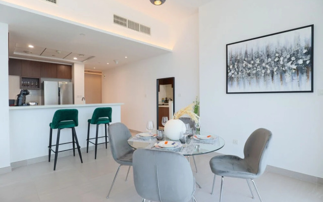 HiGuests - Park Gate Residence Tower C