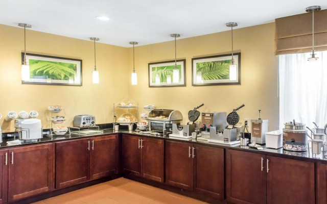 MainStay Suites Pittsburgh Airport