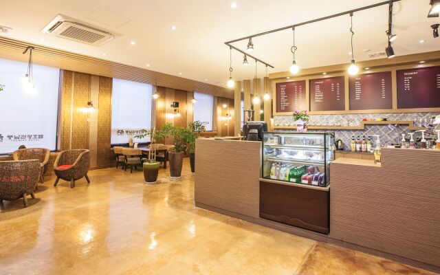 Pungnam Family Hotel