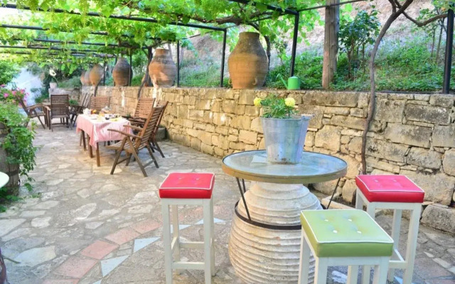 Viglatoras Traditionals Apartments