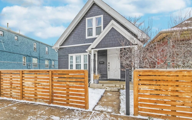 Victorian Home in Whittier/rino - Sleeps 11!