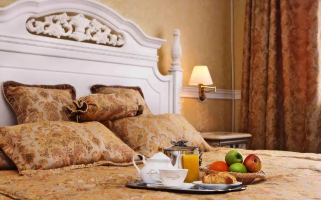 Bayangol Hotel
