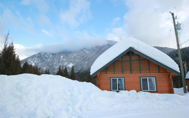 Mt. Revelstoke Alpine Chalets