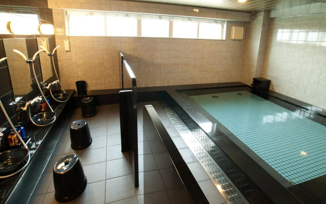 Az Inn Higashiomi Notogawa Ekimae