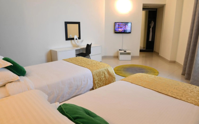 Gulf Suites Hotel Amwaj