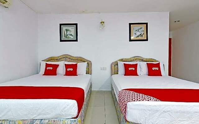 OYO 90494 Sam Huat Hotel
