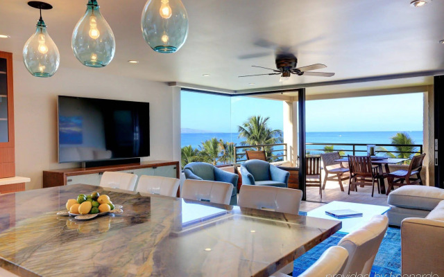Polo Beach Club Vacation Rentals - APlus Resorts