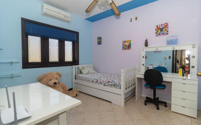 Casa com Piscina e Sinuca em Bombinhas
