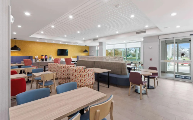 Home2 Suites By Hilton Lake Jackson