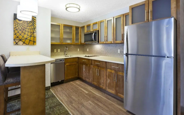 Staybridge Suites Columbia Hwy 63 And I 70